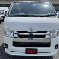 4201　令和5年式　ハイエース　スーパーGL　2WD　2000cc　ガソリン車　5人乗り　50kmのサムネイル