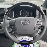 4356　令和4年式　ハイエース　スーパーGL　ダークプライムⅡ　2WD　2800cc　ディーゼル車　5人乗り　1.2万kmのサムネイル