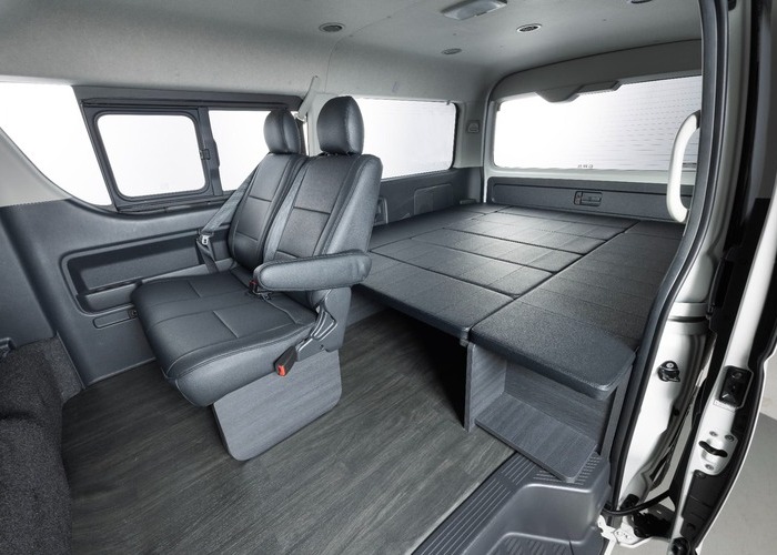 HIACE WAGON GL  COMPLETE 「Bed Kit Ⅱ」WAGON　8ナンバー　7人乗りのサムネイル
