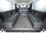 HIACE WAGON GL  COMPLETE 「Bed Kit Ⅲ」WAGON　8ナンバー　8人乗りのサムネイル