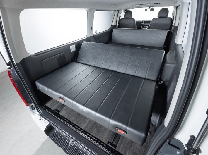 ハイエース「UNITY VAN」ユニティバンのサムネイル