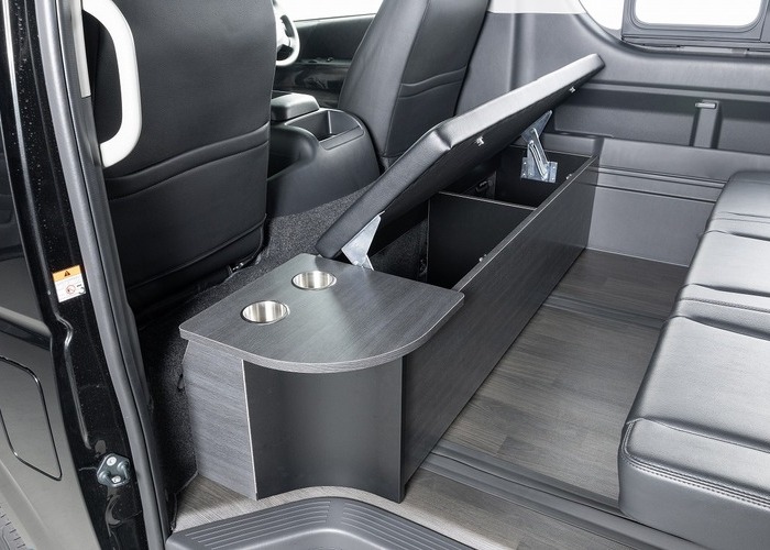 ハイエース「UNITY WAGON」ユニティワゴンのサムネイル