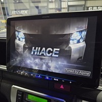 4087　令和6年式　ハイエース　スーパーGL　2WD　2700cc　ガソリン車　5人乗り　10kmのサムネイル