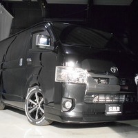 4421.令和4年式 ハイエース スーパーGL ダークプライムⅡ 2WD 2,000㏄ ガソリン車 走行9千㎞ 検査R7/3のサムネイル