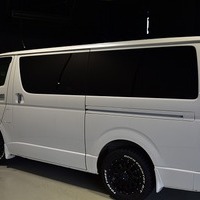 4424.令和2年式 ハイエース スーパーGL ダークプライムⅡ 2WD 2,800㏄ ディーゼル車 走行4千㎞ 検査1年付のサムネイル