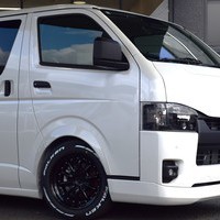 4205 令和5年式 ハイエース スーパーGL 2WD 2,000cc (ガソリン車) 5人乗車 48kmのサムネイル