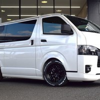 4205 令和5年式 ハイエース スーパーGL 2WD 2,000cc (ガソリン車) 5人乗車 48kmのサムネイル