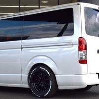 4205 令和5年式 ハイエース スーパーGL 2WD 2,000cc (ガソリン車) 5人乗車 48kmのサムネイル
