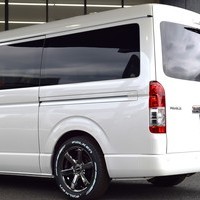 3517  ハイエース ワゴンGL ベッドキットⅢ架装  2WD　2700cc　ガソリン車 7人乗り ８ナンバーのサムネイル