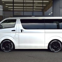 4205 令和5年式 ハイエース スーパーGL 2WD 2,000cc (ガソリン車) 5人乗車 48kmのサムネイル