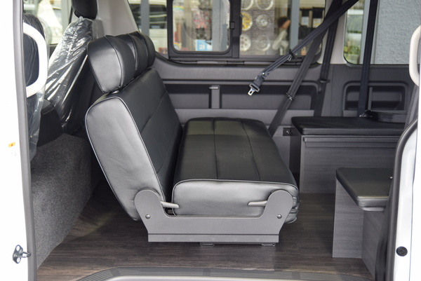 3517 ハイエース ワゴンGL ベッドキットⅢ架装 2WD 2700cc ガソリン車