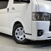 3890 ビーチクルーザー 8ナンバー登録 ハイエース スーパーGL ダークプライムⅡ2WD 2,000CC ガソリン車 5人乗りのサムネイル