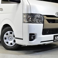 3890 ビーチクルーザー 8ナンバー登録 ハイエース スーパーGL ダークプライムⅡ2WD 2,000CC ガソリン車 5人乗りのサムネイル
