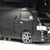 4482.令和5年式 ハイエース ワゴンＧＬ ベットキットⅣ 2WD 2,700㏄ ガソリン車 走行7千㎞ 検査R8/8のサムネイル