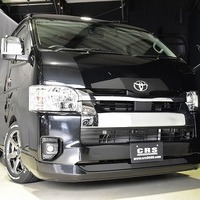 4482.令和5年式 ハイエース ワゴンＧＬ ベットキットⅣ 2WD 2,700㏄ ガソリン車 走行7千㎞ 検査R8/8のサムネイル