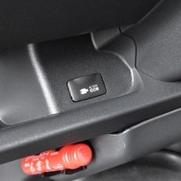 4482.令和5年式 ハイエース ワゴンＧＬ ベットキットⅣ 2WD 2,700㏄ ガソリン車 走行7千㎞ 検査R8/8のサムネイル