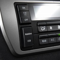 4482.令和5年式 ハイエース ワゴンＧＬ ベットキットⅣ 2WD 2,700㏄ ガソリン車 走行7千㎞ 検査R8/8のサムネイル