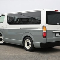 3395 平成27年式 ハイエース スーパーGL 2WD 2,000cc (ガソリン車) 5人乗車 8.6万kmのサムネイル