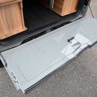 3395 平成27年式 ハイエース スーパーGL 2WD 2,000cc (ガソリン車) 5人乗車 8.6万kmのサムネイル