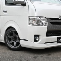4135 平成28年式 ハイエース スーパーGL DP 2WD 2,000cc (ガソリン車) 5人乗車 9.6万kmのサムネイル