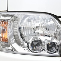 4135 平成28年式 ハイエース スーパーGL DP 2WD 2,000cc (ガソリン車) 5人乗車 9.6万kmのサムネイル