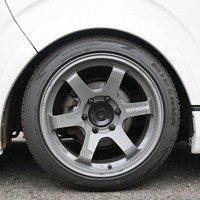 4135 平成28年式 ハイエース スーパーGL DP 2WD 2,000cc (ガソリン車) 5人乗車 9.6万kmのサムネイル