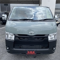 4400　令和6年式　ハイエース　スーパーGL　2WD　2800cc　ディーゼル車　5人乗り　15kmのサムネイル