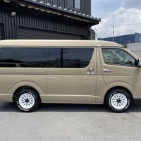 4087　令和6年式　ハイエース　スーパーGL　2WD　2700cc　ガソリン車　5人乗り　10kmのサムネイル