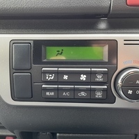 4087　令和6年式　ハイエース　スーパーGL　2WD　2700cc　ガソリン車　5人乗り　10kmのサムネイル