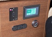 NV350CARAVAN COMPLETE「ATTECE8」アティックス8のサムネイル