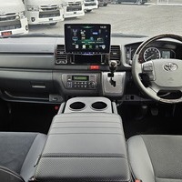4541　令和4年式　ハイエース　スーパーGL　ダークプライムⅡ　2WD　2000cc　ガソリン車　5人乗り　0.8万kmのサムネイル
