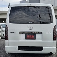 4541　令和4年式　ハイエース　スーパーGL　ダークプライムⅡ　2WD　2000cc　ガソリン車　5人乗り　0.8万kmのサムネイル