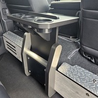 4541　令和4年式　ハイエース　スーパーGL　ダークプライムⅡ　2WD　2000cc　ガソリン車　5人乗り　0.8万kmのサムネイル