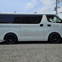 4437　平成31年式　ハイエース　DX　2WD　2000cc　ガソリン車　6人乗り　5.4万kmのサムネイル