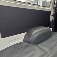 4189　オリジナルコントラストPKG　ハイエース　DX　2WD　2800cc　ディーゼル車　6人乗りのサムネイル