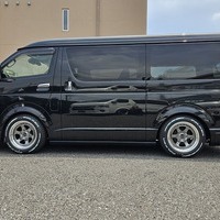 4366　令和3年式　ハイエース　スーパーGL　ダークプライムⅡ　2WD　2800cc　ディーゼル車　5人乗り　2.5万kmのサムネイル