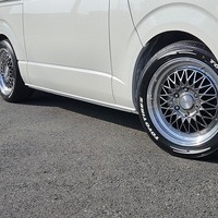 4073　令和6年式　ハイエース　スーパーGL　ダークプライムⅡ　2WD　2000cc　ガソリン車　5人乗り　10kmのサムネイル