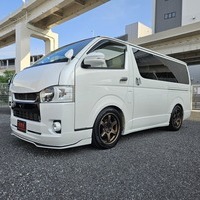 4637　平成30年式　ハイエース　スーパーGL　ダークプライム　2WD　2000cc　ガソリン車　5人乗り　2.7万kmのサムネイル