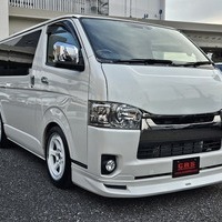4592　平成30年式　ハイエース　スーパーGL　ダークプライム　2WD　2000cc　ガソリン車　5人乗り　12.3万kmのサムネイル