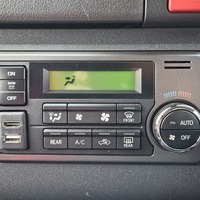 4592　平成30年式　ハイエース　スーパーGL　ダークプライム　2WD　2000cc　ガソリン車　5人乗り　12.3万kmのサムネイル
