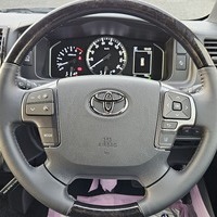 4073　令和6年式　ハイエース　スーパーGL　ダークプライムⅡ　2WD　2000cc　ガソリン車　5人乗り　10kmのサムネイル