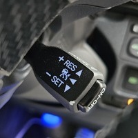 4474　平成30年式　ハイエース　ワゴン　GL　2WD　2700cc　ガソリン車　10人乗り　4.7万kmのサムネイル