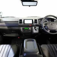 4350 ワイルドパッケージ ハイエース スーパーGL 2WD 2,800CC ディーゼル車 5人乗りのサムネイル