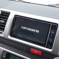 4100　令和6年式　ハイエース　S-GL　ワイルドパッケージ　2WD　2800cc(ディーゼル)　2/5人乗車　32kmのサムネイル