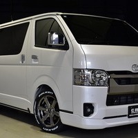 4574.令和6年式 ハイエース スーパーGL ダークプライムⅡ 2WD 2,800㏄ディーゼル車 走行33㎞ 検査R8/5のサムネイル