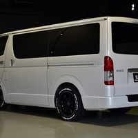 4569. 令和5年式 ハイエース  スーパーGL ダークプライムⅡ 2WD 2,800㏄ ディーゼル車 走行1.4万km 検査R7/4のサムネイル
