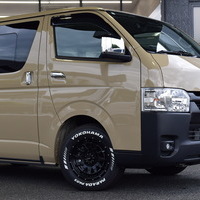 4575 令和6年式 ハイエース スーパーGL 2WD 2,800cc (ディーセル） 5人乗車 50kmのサムネイル