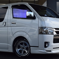 4572 令和3年式 ハイエース スーパーGL ダークプライムⅡ 2WD 2,000cc (ガソリン車) 5人乗車 3.7万kmのサムネイル