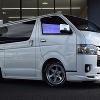 4572 令和3年式 ハイエース スーパーGL ダークプライムⅡ 2WD 2,000cc (ガソリン車) 5人乗車 3.7万kmのサムネイル