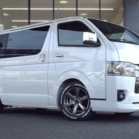 3890　ハイエース　スーパーGL　ダークプライムⅡ　ビーチクルーザー　2WD　2000cc　（ガソリン車）　5人乗り　8ナンバーのサムネイル